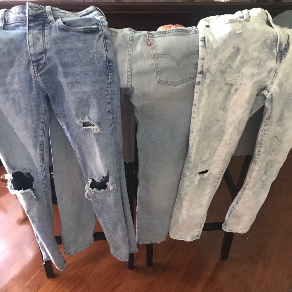Stylish Guys Blue Jeans - size 29 30